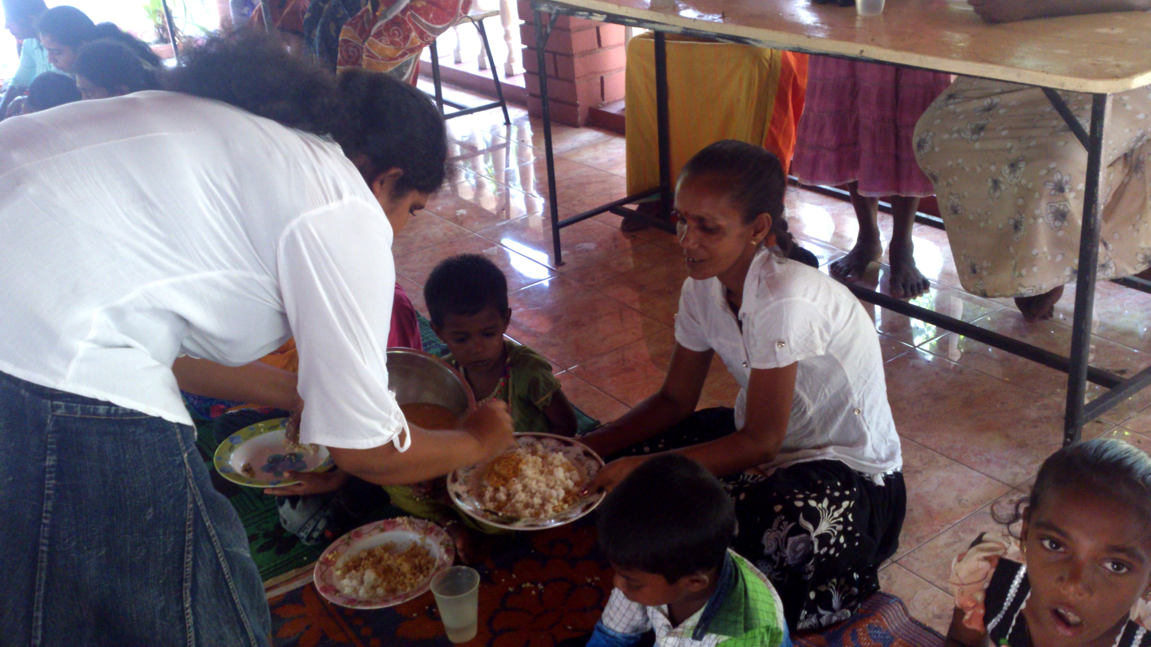 'FEEDING THE HUNGRY' - Kudiyiruppu...click to view more...