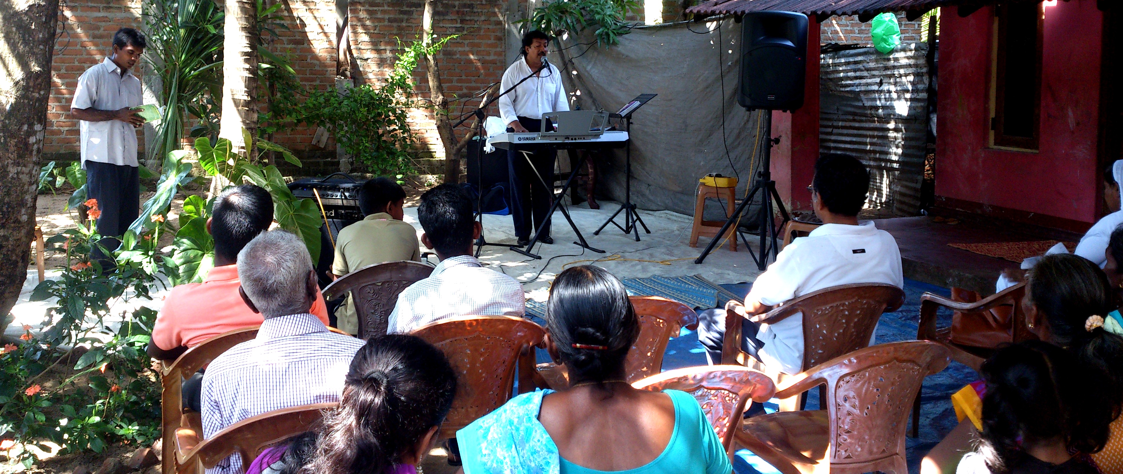 'GOOD NEWS PREACHED IN PERIYAKALLAR'...click to view more pics...